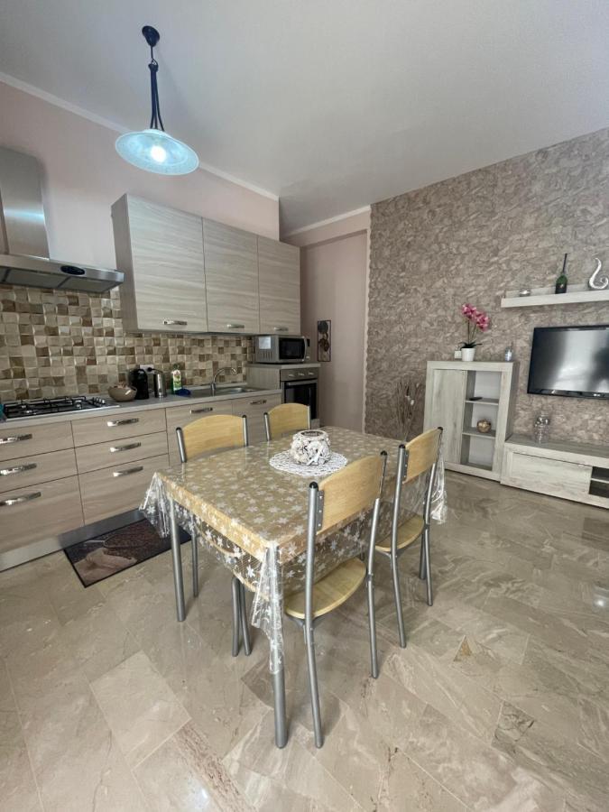 Casa Vacanze Il Girasole Balestrate Exterior photo